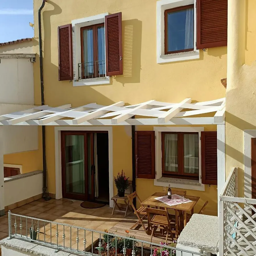Santa Teresa Gallura Green House location